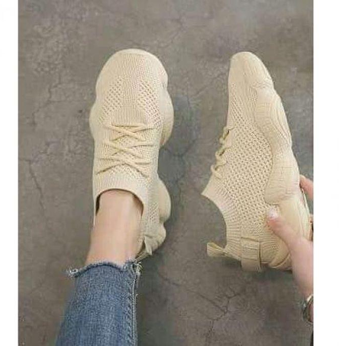 Fashion Ladies Sneakers Shoes Women's Sneakers Cream