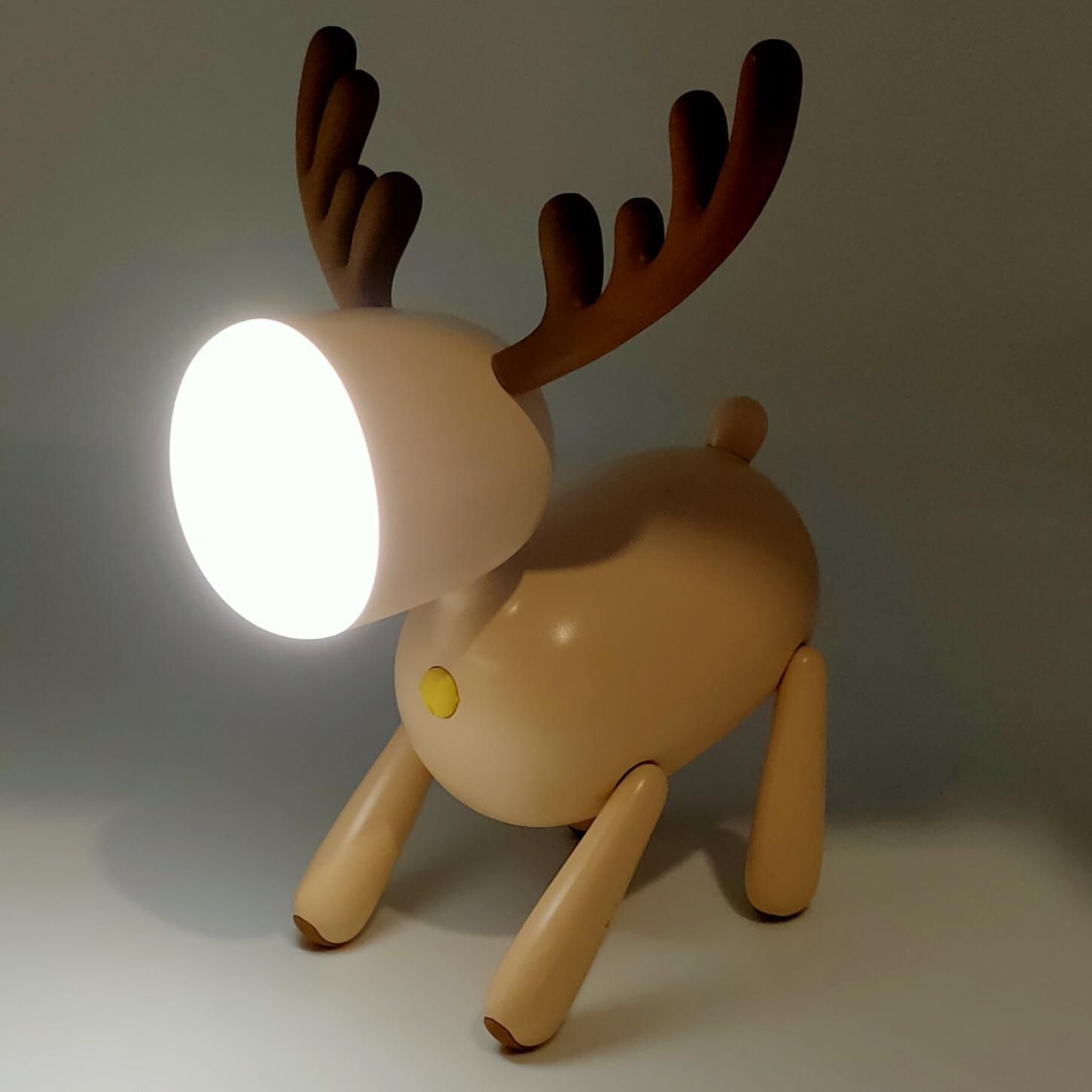 Creative Cute Reindeer USB Rechargeable LED Table Lamp (Brown)