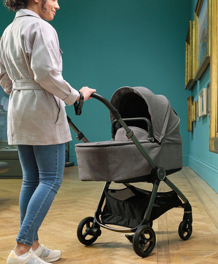 Strada Luxe Pushchair with Luxe Carrycot