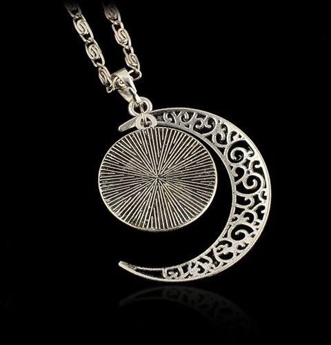 Moon Crescent 019 Pendant Necklace