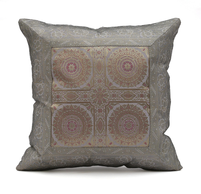 Home Evolution's Silver Cushion Covers with Circular Woven Patterns