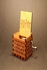 صندوق موسيقى خشبي مطبوع بعبارة "Harry Potter" بني