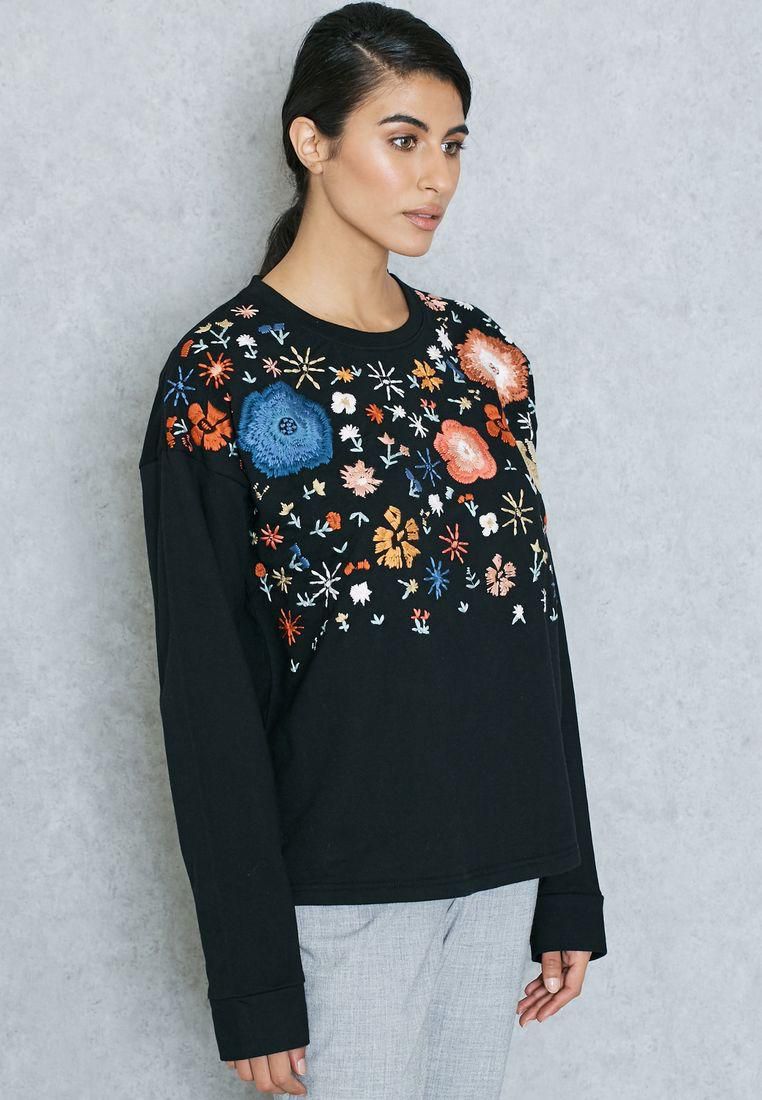 Floral Embroidered Sweatshirt
