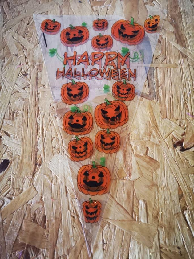 100pcs Counts Pumkin Bag Halloween Pumpkin Patterned Cone Cellophane
