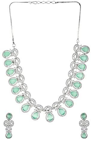 VOYLLA VoyllaSparkling Elegance Green Zircons Jewellery Set