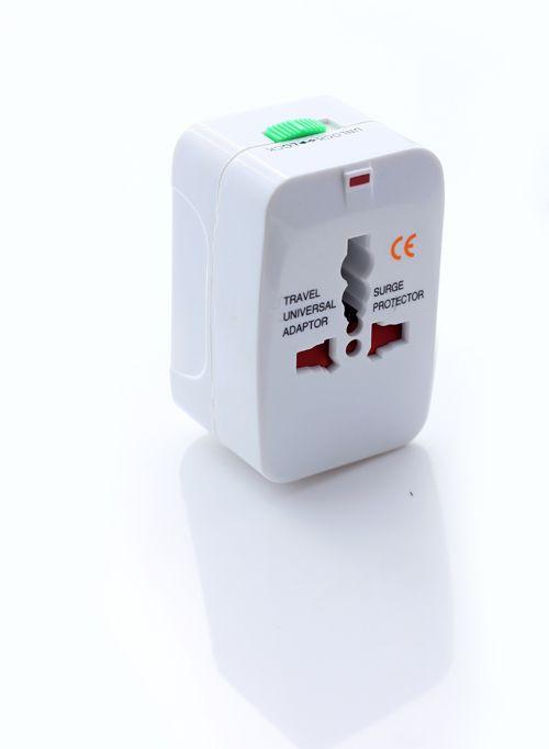 UNIVERSAL ALL IN ONE WORLD TRAVEL ADAPTER CHARGER PLUG