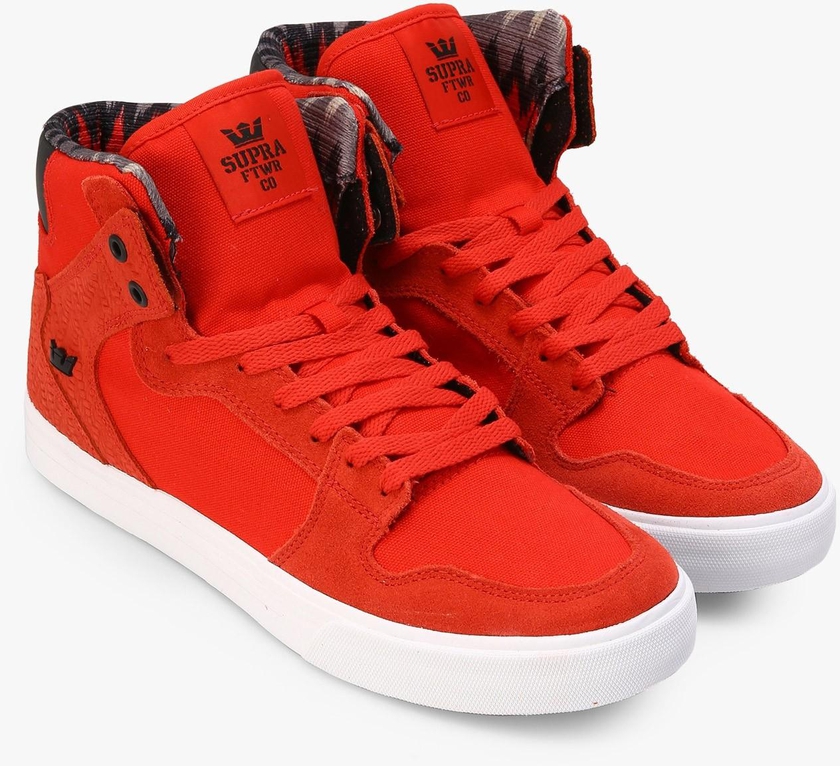 Red Vaider Sneakers