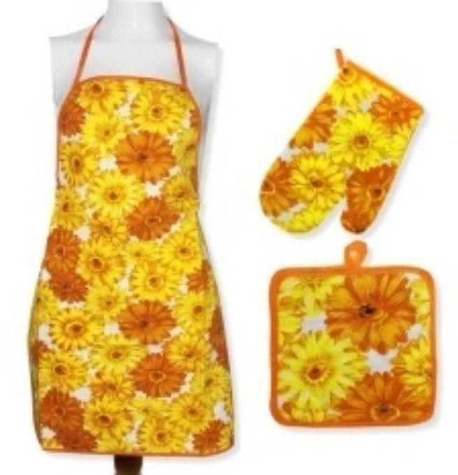 Kitchen Apron With Pot Holder And Mitten Quilted Set