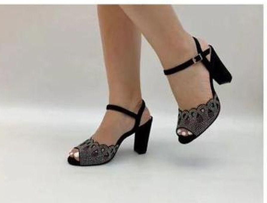 Lovely Ladies Heel Sandals-Black
