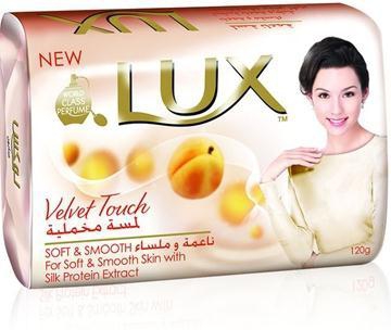 Lux Velvet Touch Soap - 120 g