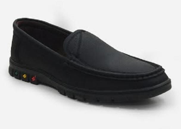 2M Star Solid Loafers - Black