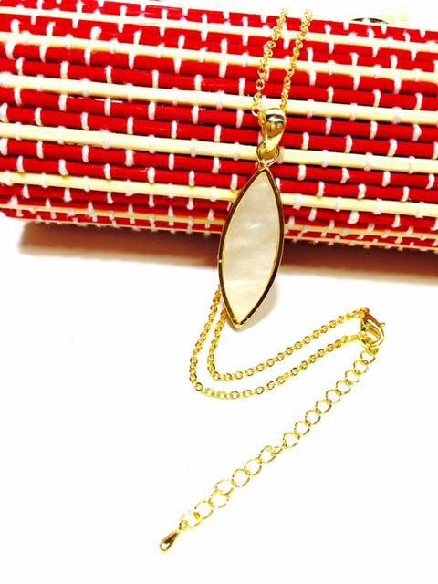 golden necklace with a stone pearly - 2185