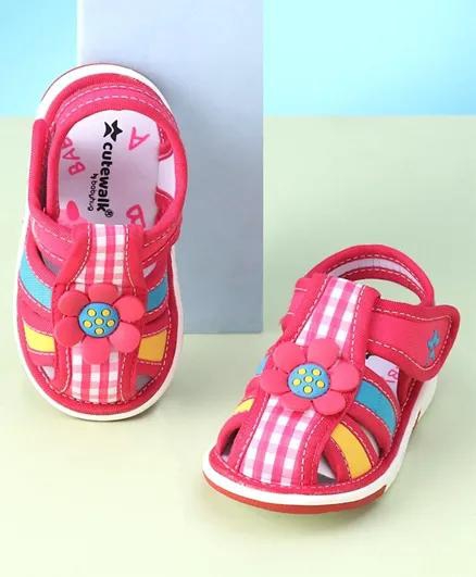 Cute Walk by Babyhug Sandals With Velcro Closure Floral Applique- Pink