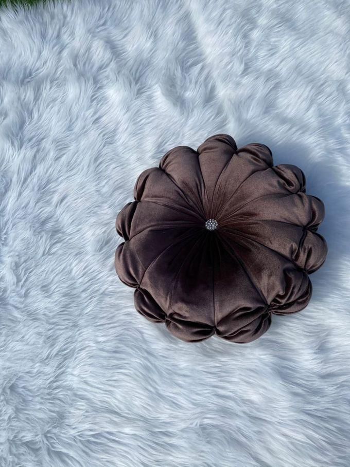 Quality Unique Throw Pillows- 1 Pillows Fibre (Black )