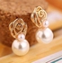 hollow out Faux pearl stud earring