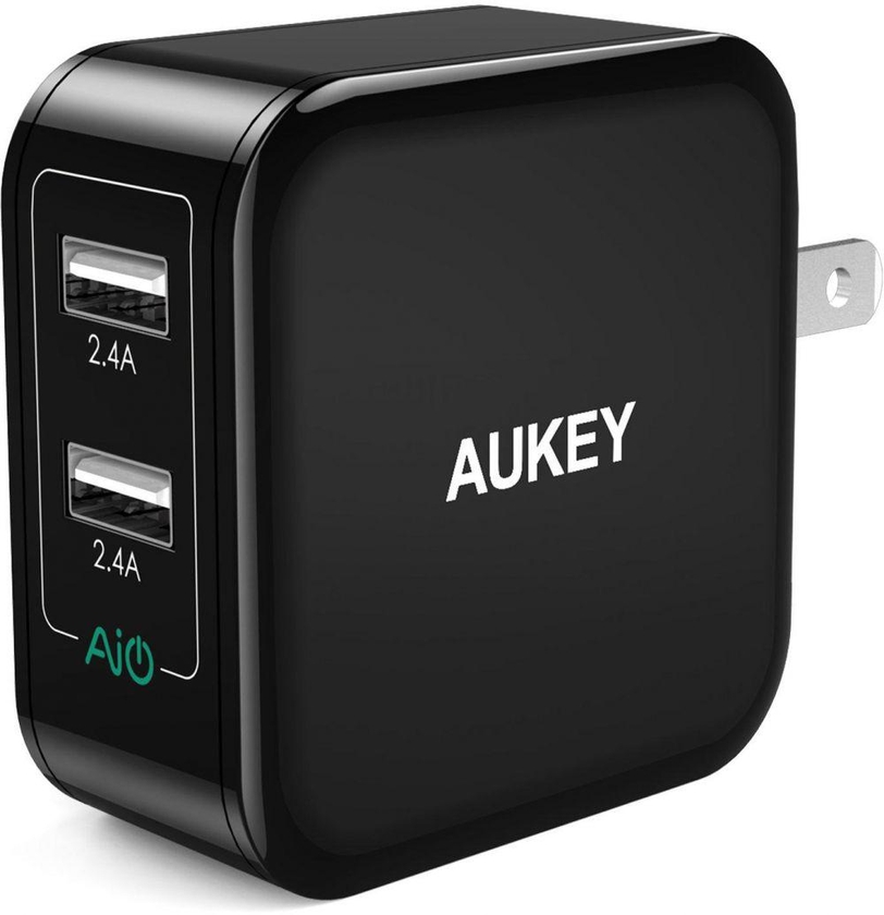 AUKEY USB Wall Charger with Dual-Port 24W 4.8A Output and Foldable Plug