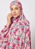 ثوب صلاة مزود بحجاب متصل ومزين بنقشة زهور