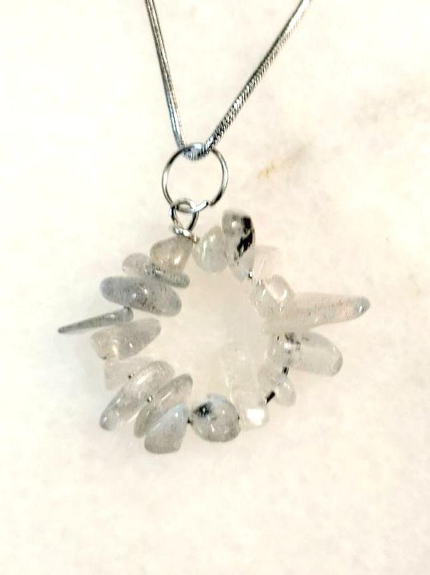 Sherif Gemstones Elegant Unisex Natural Moon Stone Pendant Necklace