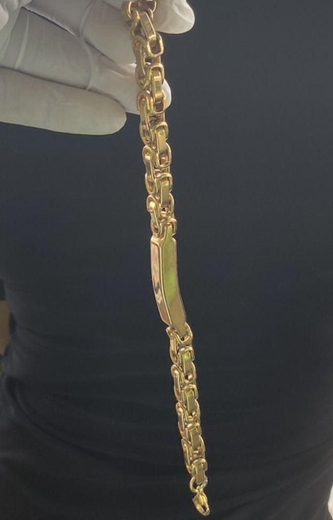 Classic Hook Gold Men’s Bracelet Link
