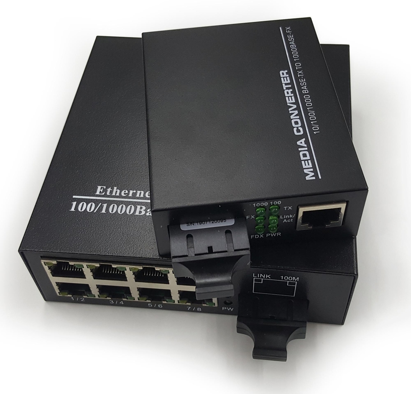 Singlemode Duplex Fiber Media Converter + 8Port Gigabit Switch (Black)