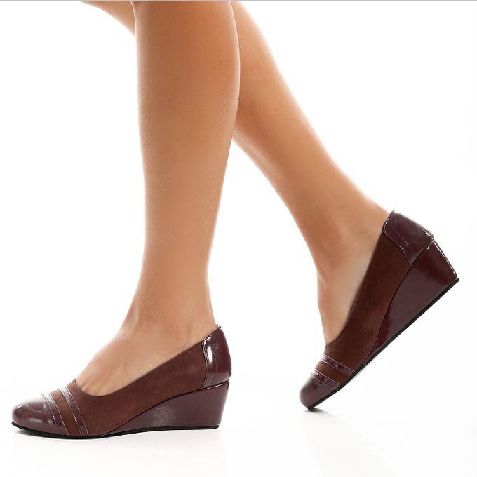 Round Toe Mix Shiny And Matte Leather Wedge - Brown