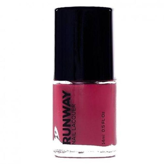 Runway Femme Fatale - 70033 - Nail Lacquer 14 Ml