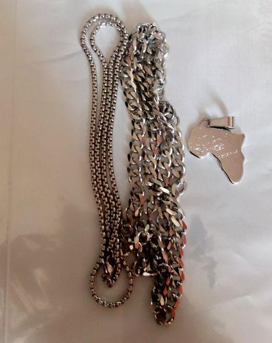 Cuban Link Chain With Map Of Africa Pendant Silver