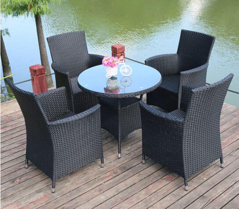 Outdoor Furniture Set Consisting Of 4 Chairs And A Table
