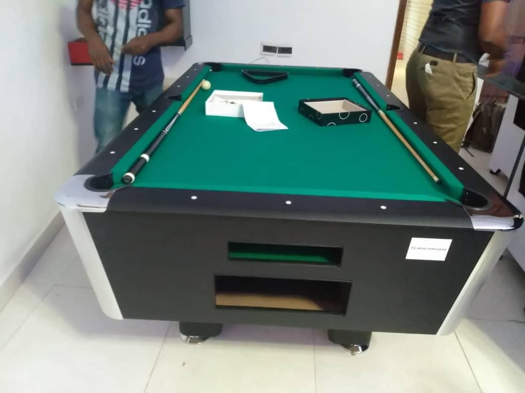 7ft Marble And Coin Snooker Board