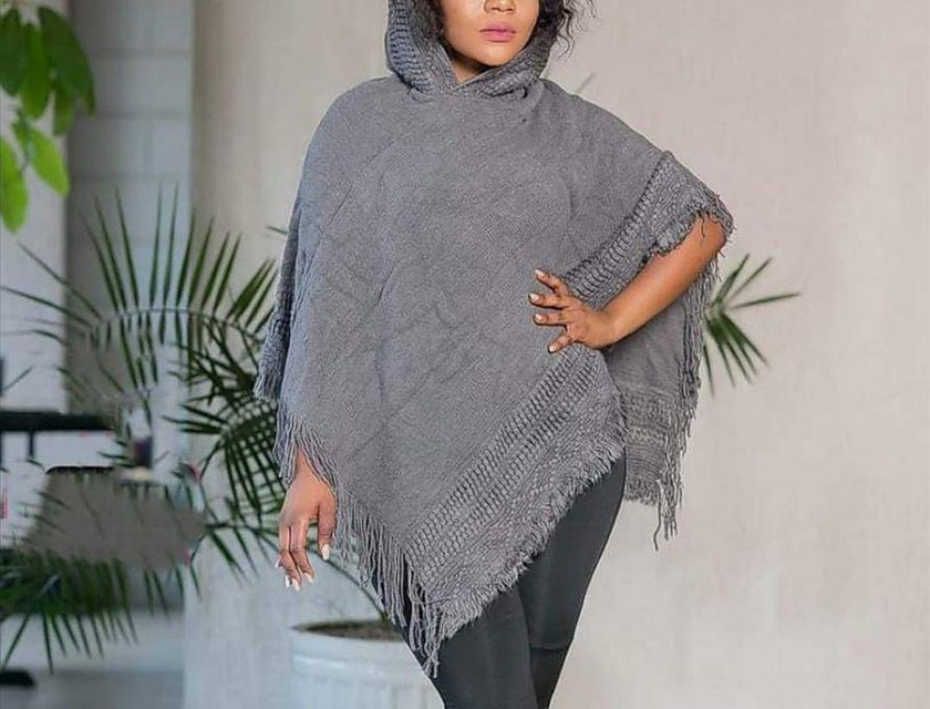 Fashion Grey Women's Knit Tassel Hooded Poncho