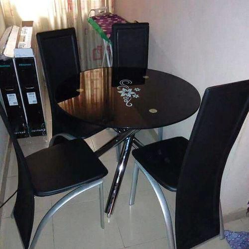 Dining Table With 4 Chairs Prepaid, Which Shape Dining Table Is Best