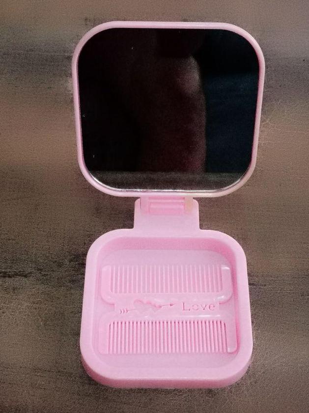 Portable Cosmetic Folding Pocket Makeup Miror