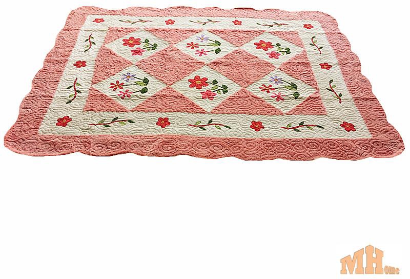 Maylee Hand Made High Quality Patchwork Velvet Carpet (Pink Flower)
