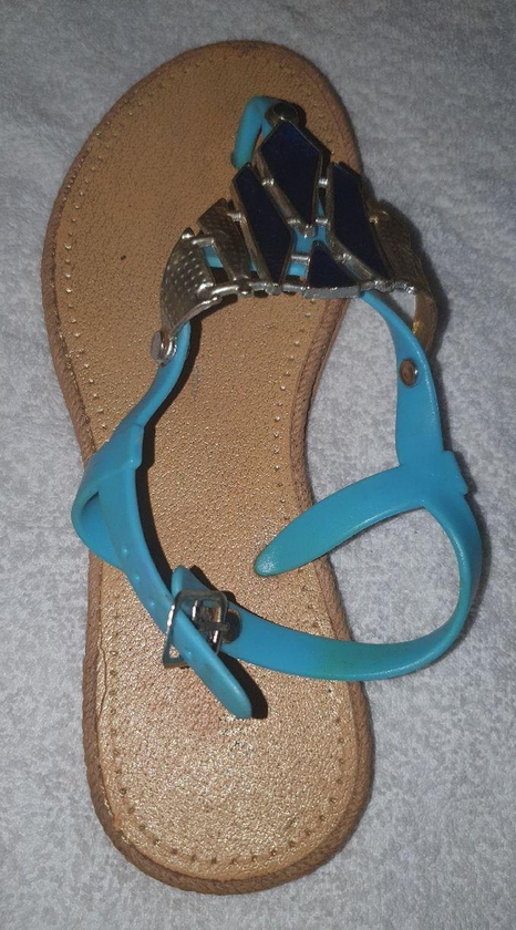 Cheap And Affordable Rubber Sandal