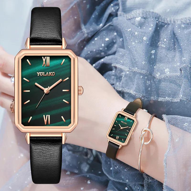 New Arrivals Gradient Water Ripple Retro Watches Women Fashion Exquisite Green Quartz Vintage Leather Wrist Watch Simple Small Female Clock  Fashion Watches Student Couple Watches 