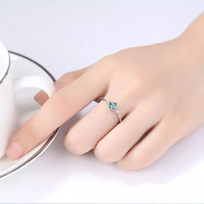 Fashion Rings For Women Simple Design Engagement Ring