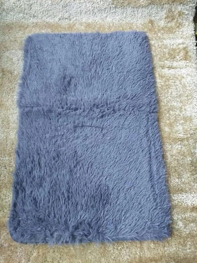 Soft fluffy door mats.size 50cm*80cm