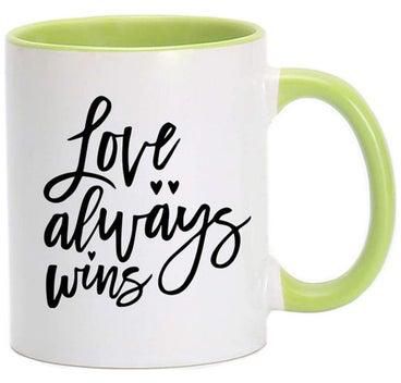 مج مطبوع عليه عبارة "Love Always Wins" أبيض/أخضر 11أوقية