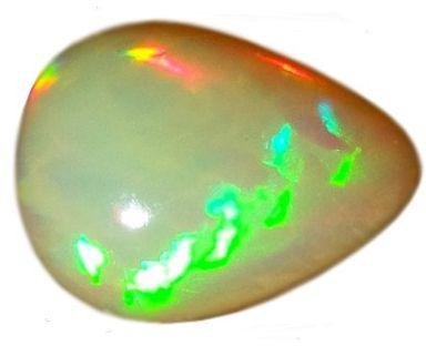 حجر اوبال طبيعي على شكل قلب  بوزن 3.5 قيراط