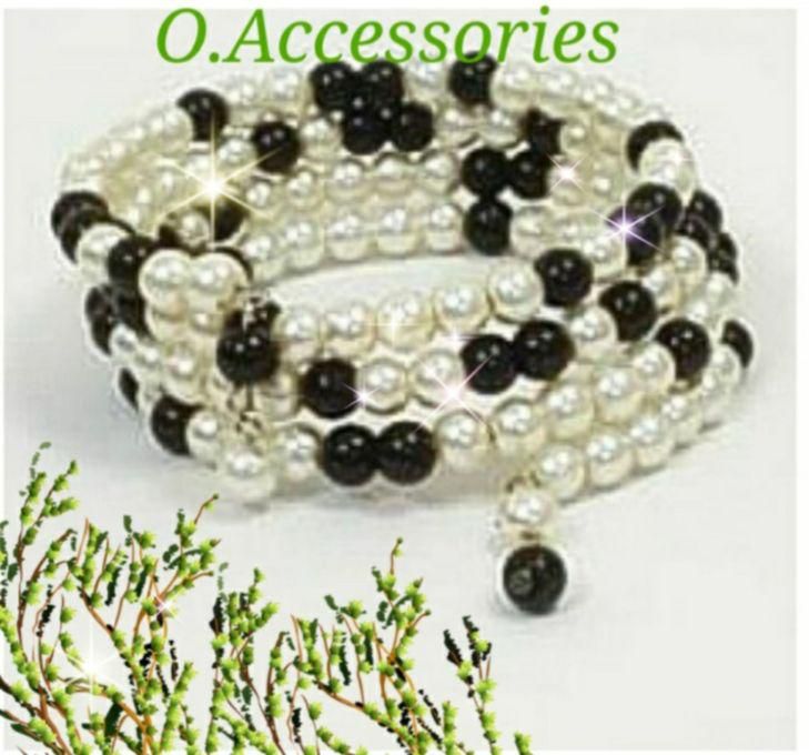 O Accessories Bracelet White Pearl , Onyx Stones