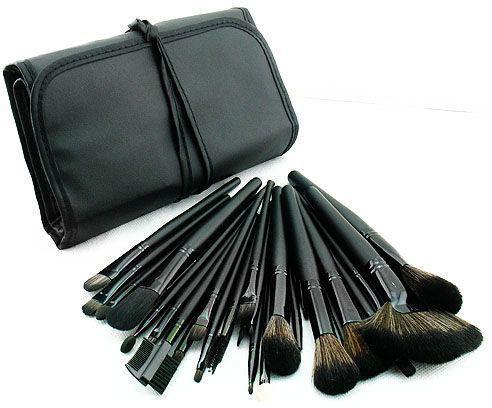 Cosmetic 32 pcs Facial Make up Brush Kit Makeup Brushes Tools Set Leather Case Black Wood Color