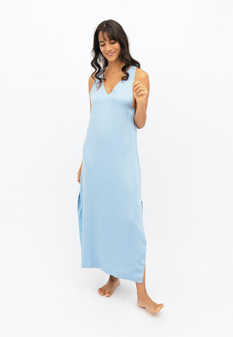 Capri Sleeveless V-neck Maxi Dress in Sommerhus Blue