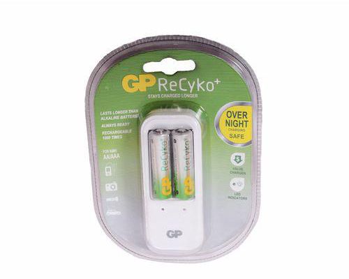 Gp Reckyo Charger Recharble AA Batteries 2 Pack 2000mAh
